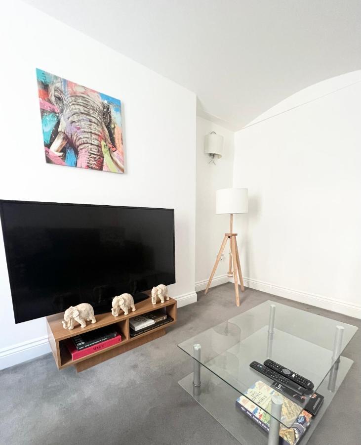 Elegant In The Heart Of Chelsea Apartament Londra